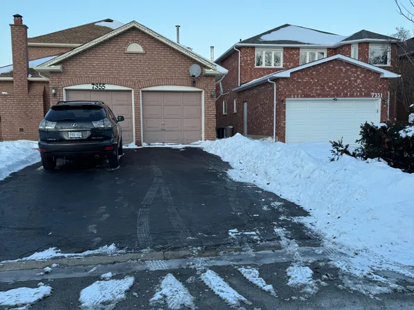 7355 Aldergrove Ct, Mississauga, ON L5N 6P1