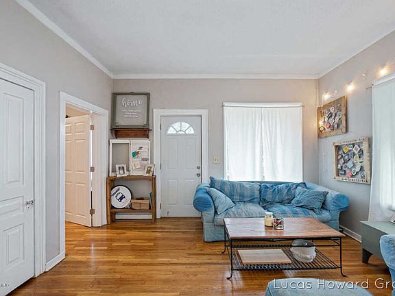 3rd image of 417 Lane Ave NW