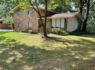 820 Sutton Dr, Hixson, TN 37343