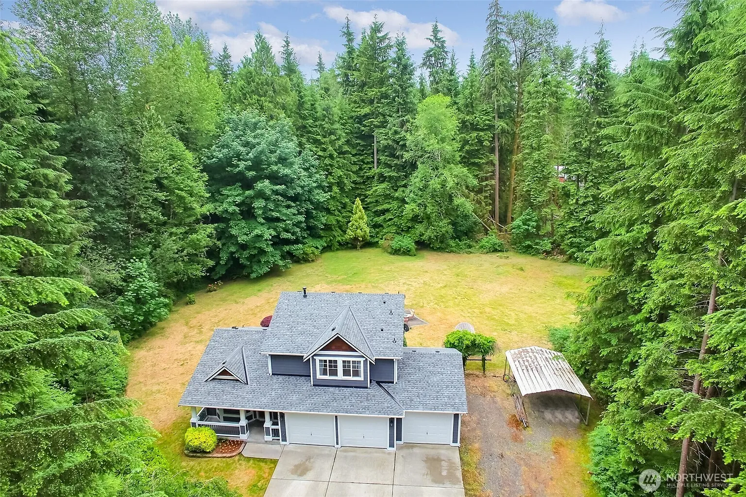 6425 213th Avenue NE photo 1