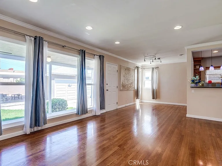 15516 Chadron Ave — Photo 5