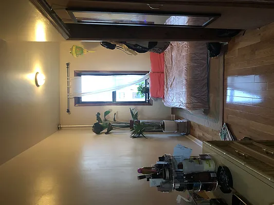 Rented by Yup Realty LLC | media 37