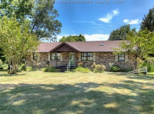 2095 Mount Vernon Rd, Hurricane, WV 25526