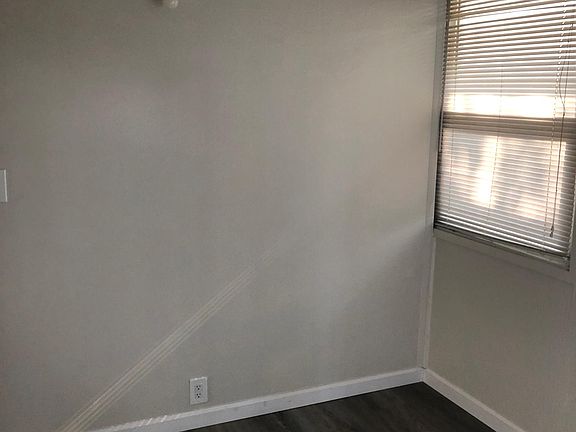 3rd image of 1011 W St #1