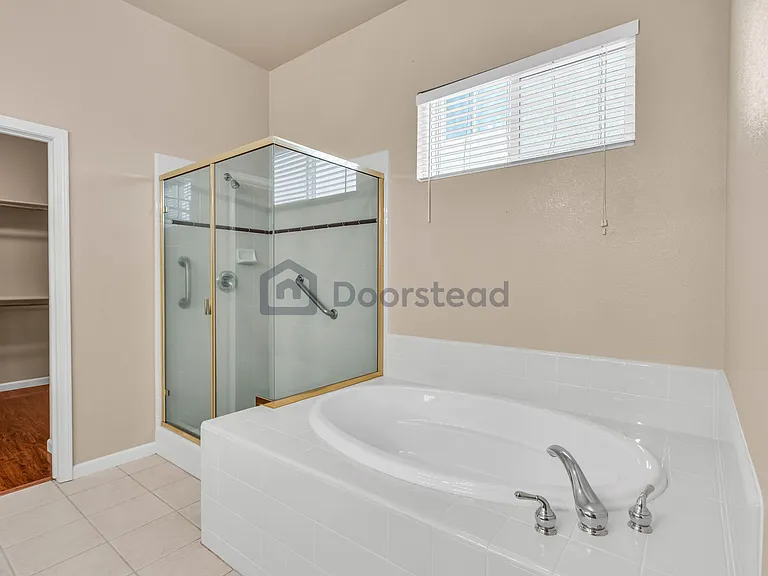 9713 Toscano Dr — Photo 19