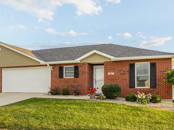 162 Sunset Dr, Winchester, IN 47394