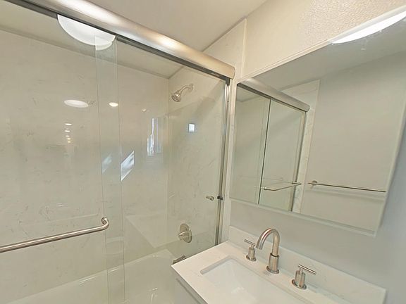 5th image of 751 Layne Ct #25