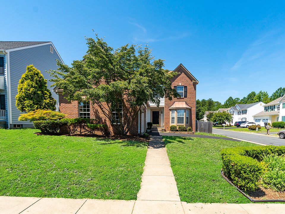 1st image of 31 Fulton Dr