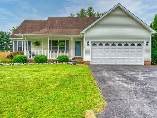 312 Peach Blossom Ln, Bowling Green, KY 42103