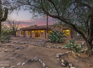 11201 E Hash Knife Cir, Tucson, AZ 85749