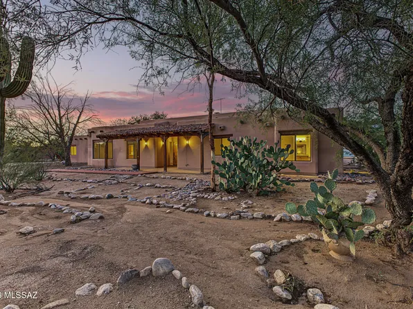 11201 E Hash Knife Cir, Tucson, AZ 85749