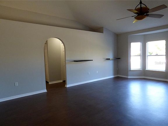 4th image of 2565 Vespero St