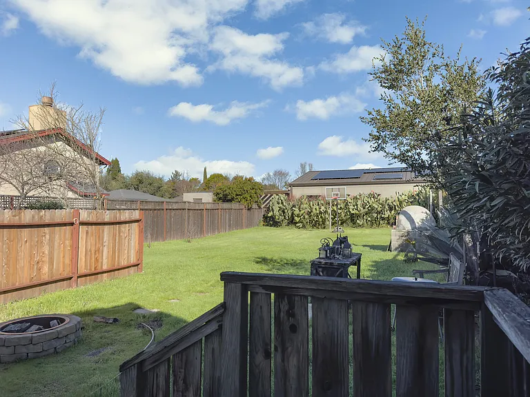 540 W Spain St — Photo 3