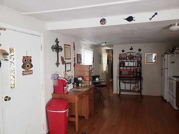 5th image of 828 Fleming Ave