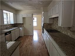 4th image of 5122 Pearl Dr
