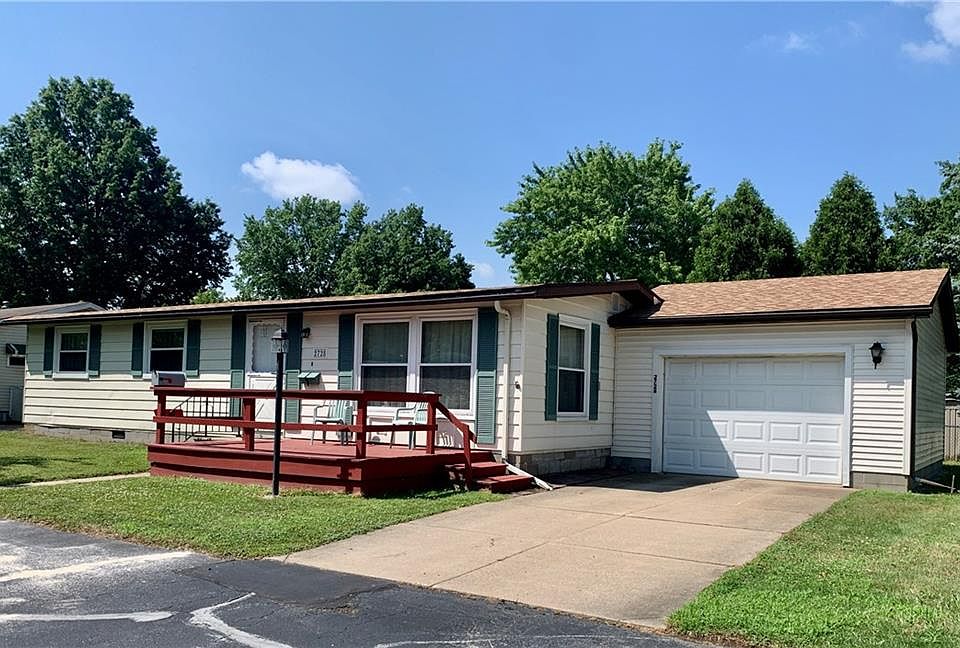 1st image of 2728 Echo Ln