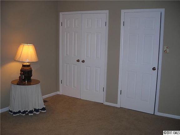 5th image of 120 Hickory Point Ct #110