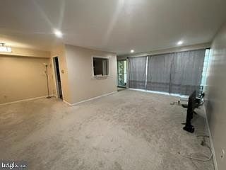 5th image of 142 Birch St APT C5