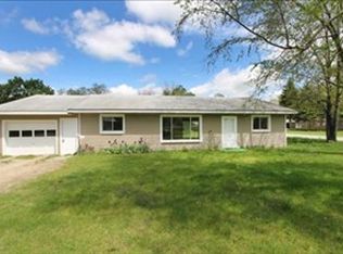 255 Pear St NE, Cedar Springs, MI 49319