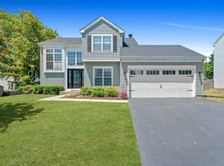 238 Faircroft Rd, Bartlett, IL 60103