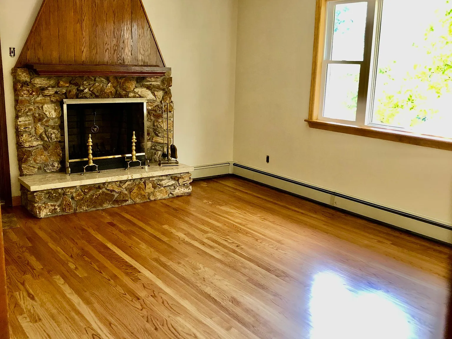 1 bed, $2,350 — Photo 2