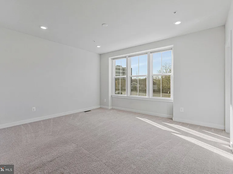 13270 Woodland Park Rd #3J — Photo 17