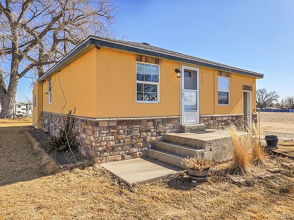 2nd image of 724 County Road 37