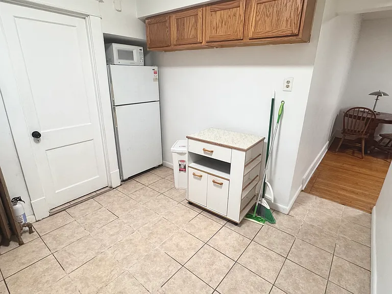 51 Russell Rd #1 — Photo 4
