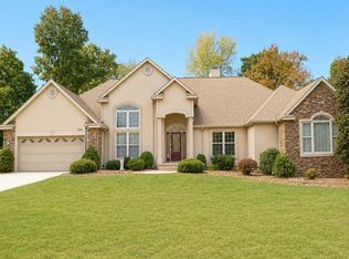 224 Forest Hill Dr, Fairfield Glade, TN 38558