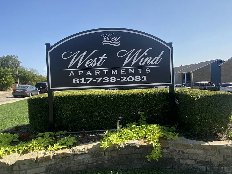 West Wind Apartments