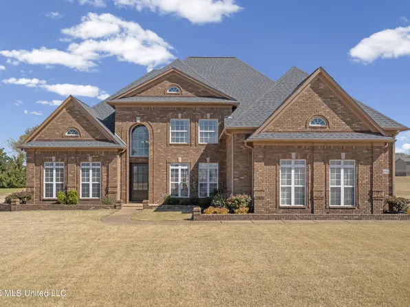 2050 Green Port Dr, Hernando, MS 38632