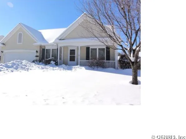147 Parliament Cir, Rochester, NY 14616
