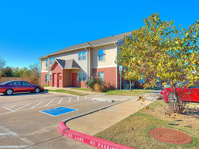 Classen Crossing - Norman-20