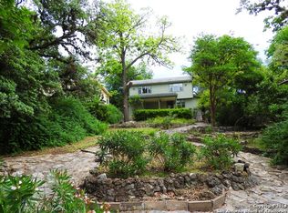 1749 Pebble Beach Rd, Pipe Creek, TX 78063