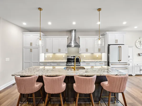 105 Tattersalls Dr, Nicholasville, KY 40356