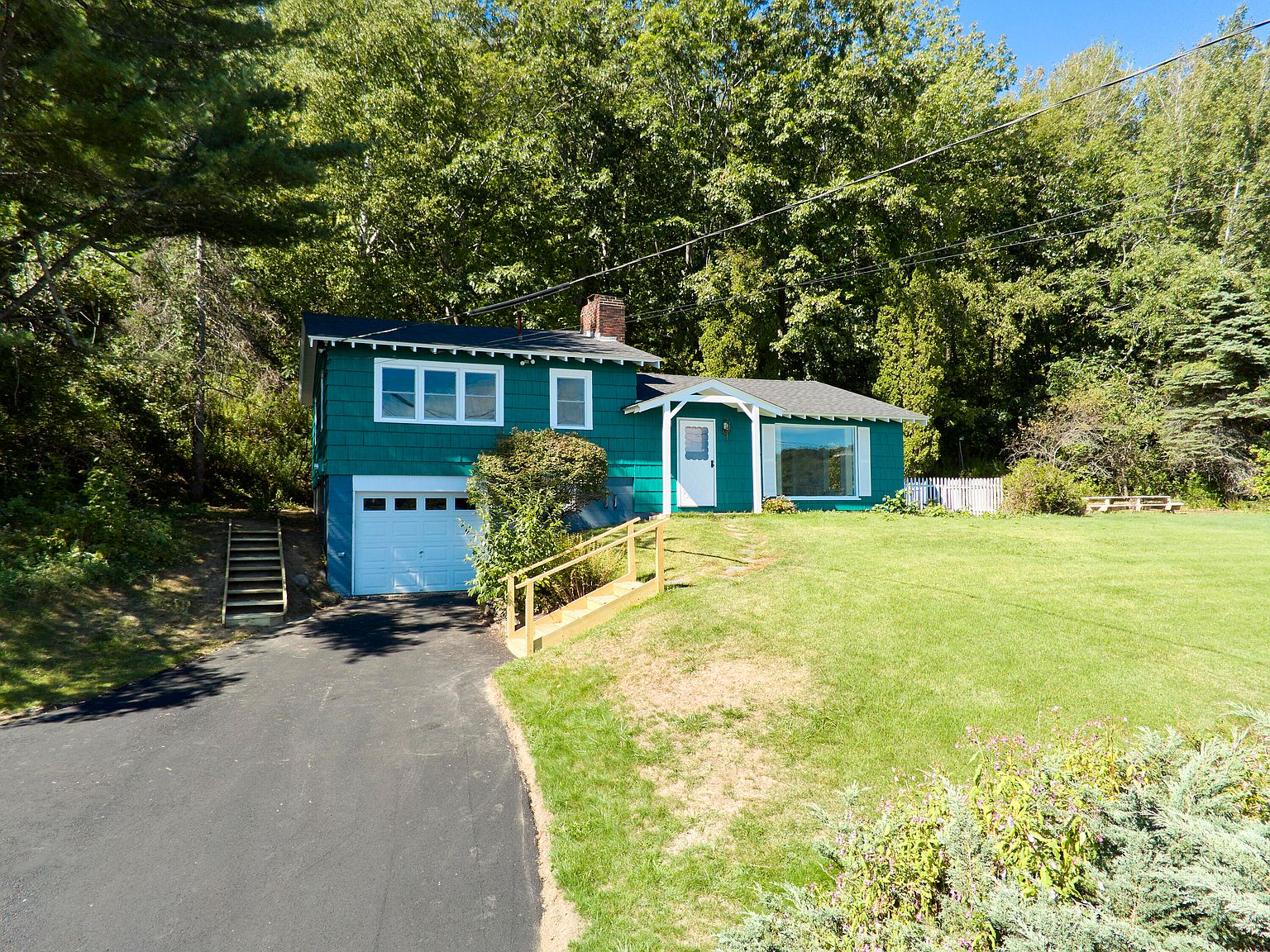 170 Lake View Drive, Rockland, ME 04841 Zillow