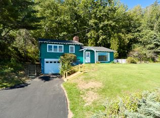 170 Lake View Ter, Rockland, ME 04841