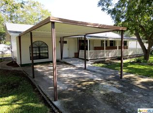 617 Kathy Dr, Seguin, TX 78155