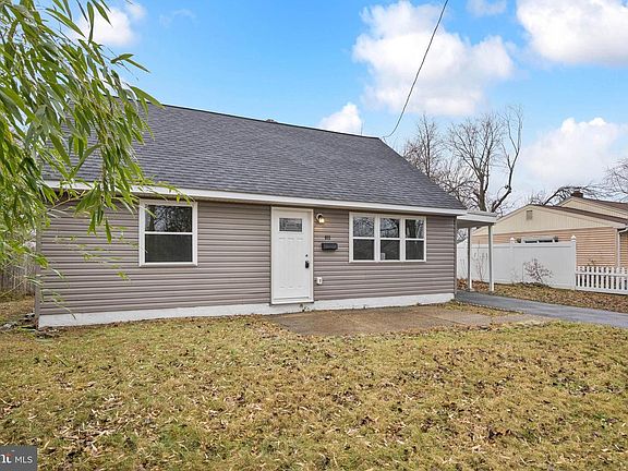 4th image of 911 Allison Rd