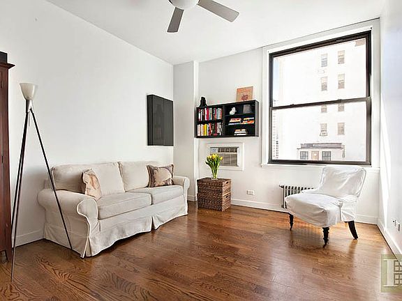 2nd image of 261 Broadway APT 12B