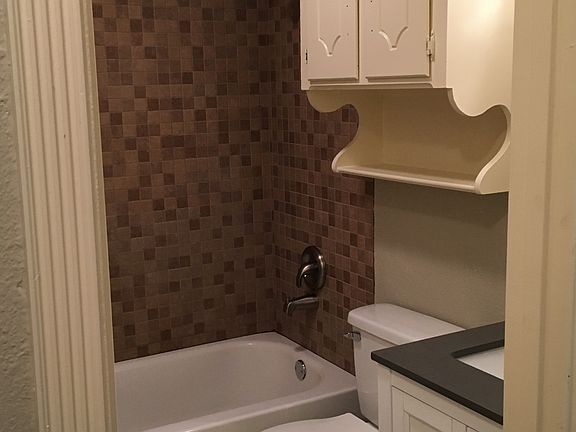 5th image of 8261 Breeland Dr