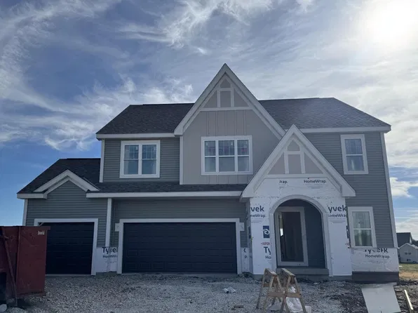 1387 Lynn CIRCLE, Oconomowoc, WI 53066