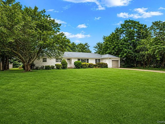 3rd image of 685 Village Lane