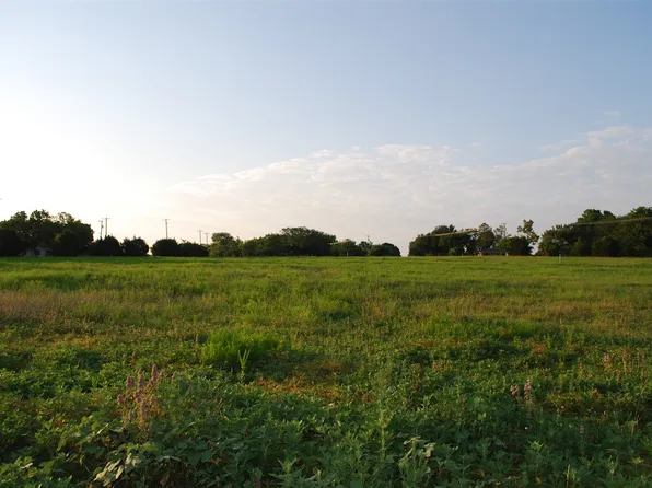 329 Smirl Ln, Heath, TX 75032