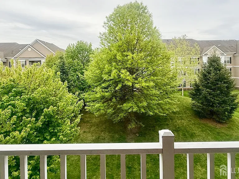 3033 Edward Stec Blvd — Photo 13