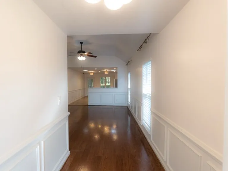 2049 Dundee Way — Photo 3