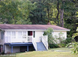 11408 Mercury Dr, Manassas, VA 20112
