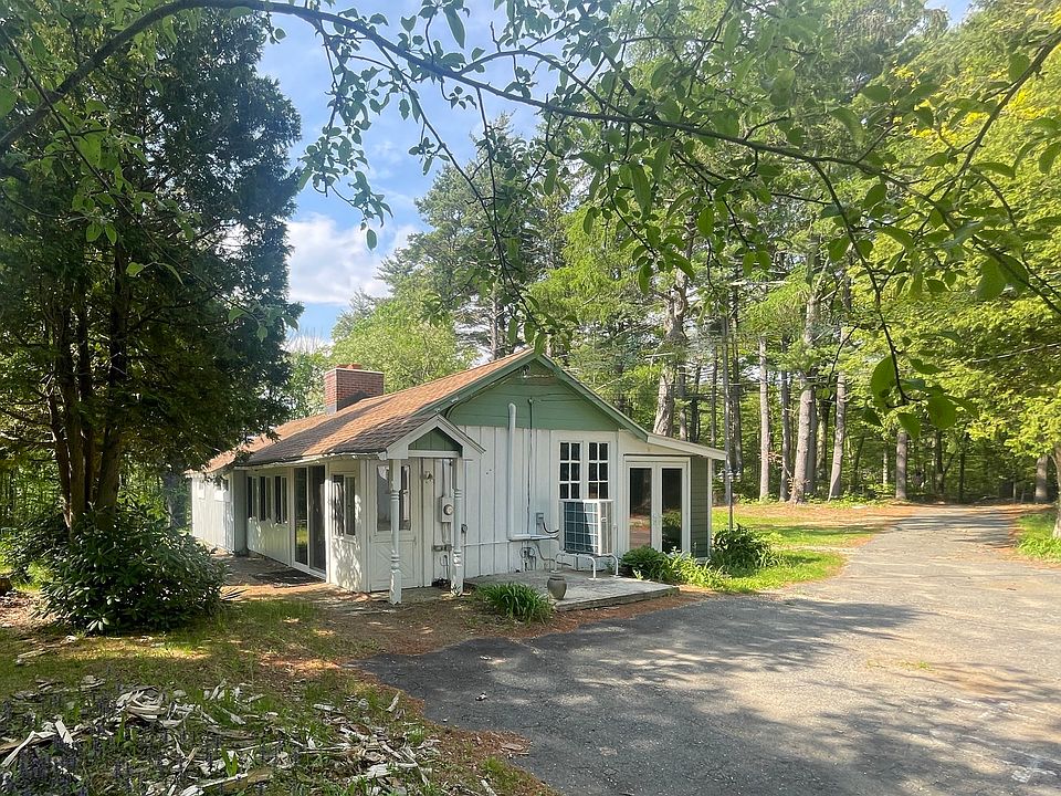 1st image of 32 Hollow Rd