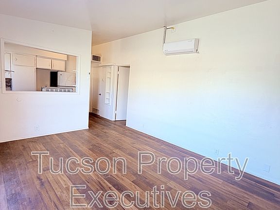 5th image of 1603 N Highland Ave