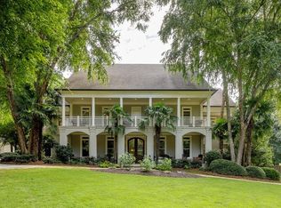 7605 Treeridge Ct, Sandy Springs, GA 30350